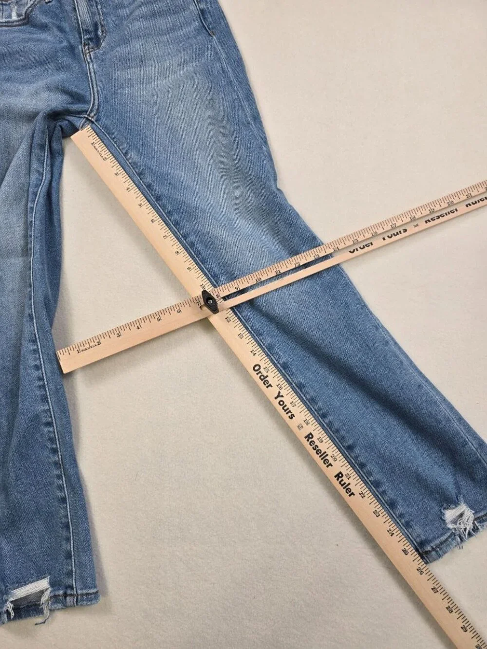 Willow + Root Womens High Rise Mom Jeans Distressed Hem Size 22 X 27 Light Wash - Picture 6 of 7